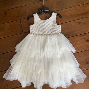 Couture Princess/American Princess size 5 Ivory and Gold dress